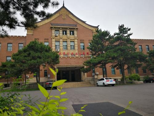 吉林大學公共衛(wèi)生學院